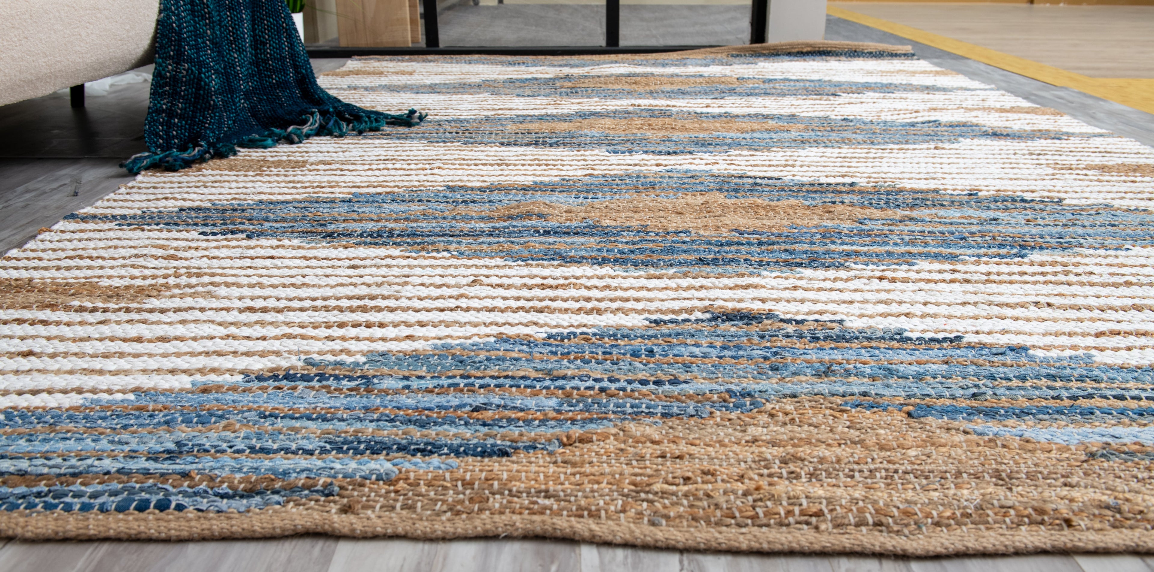 Impeccable Structured Motif Rug - Natural Jute, Denim & Cotton - Rectangle