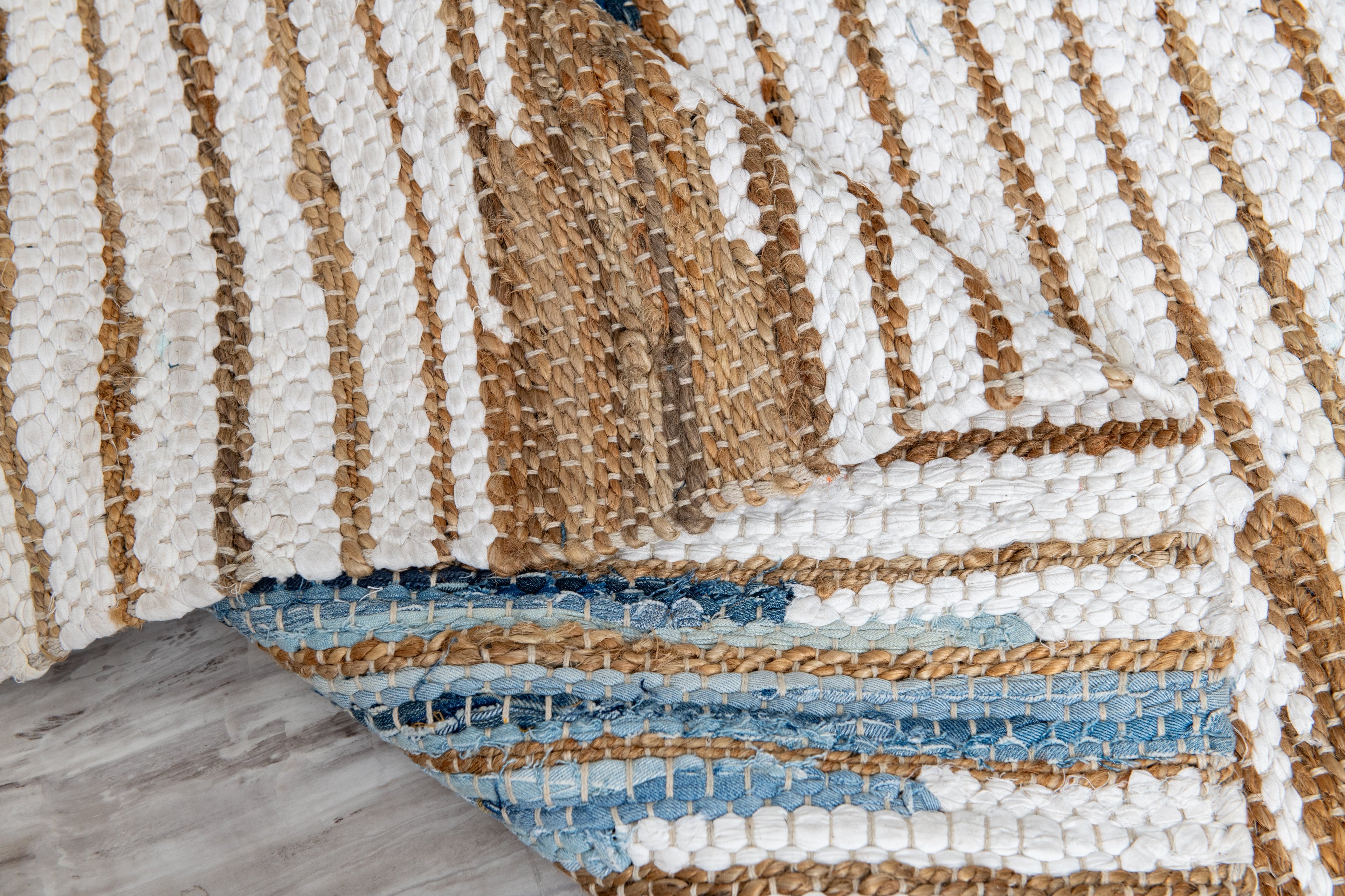 Impeccable Structured Motif Rug - Natural Jute, Denim & Cotton - Rectangle