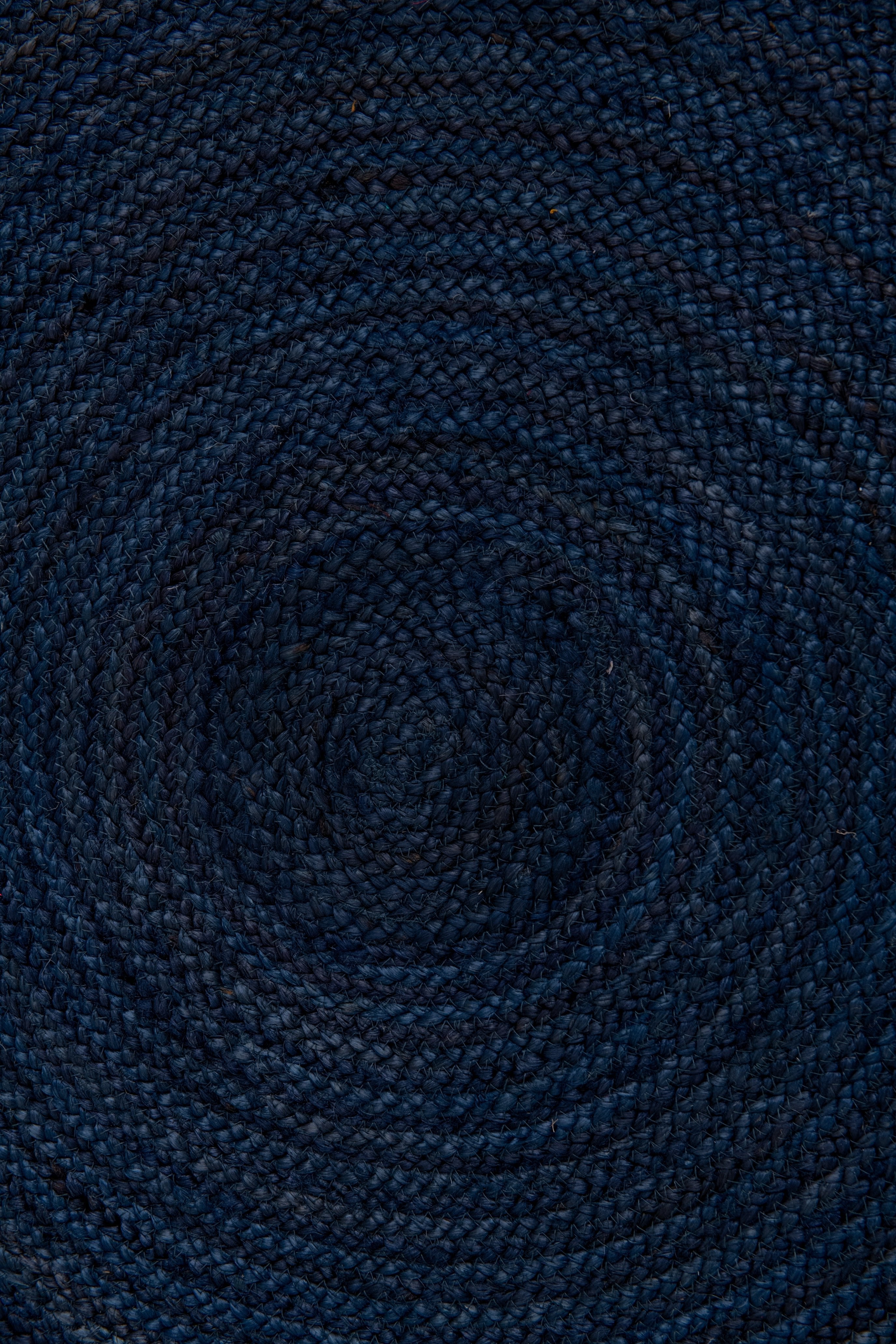 Handmade Braided Area Rug with Grey Center - Jute -Round