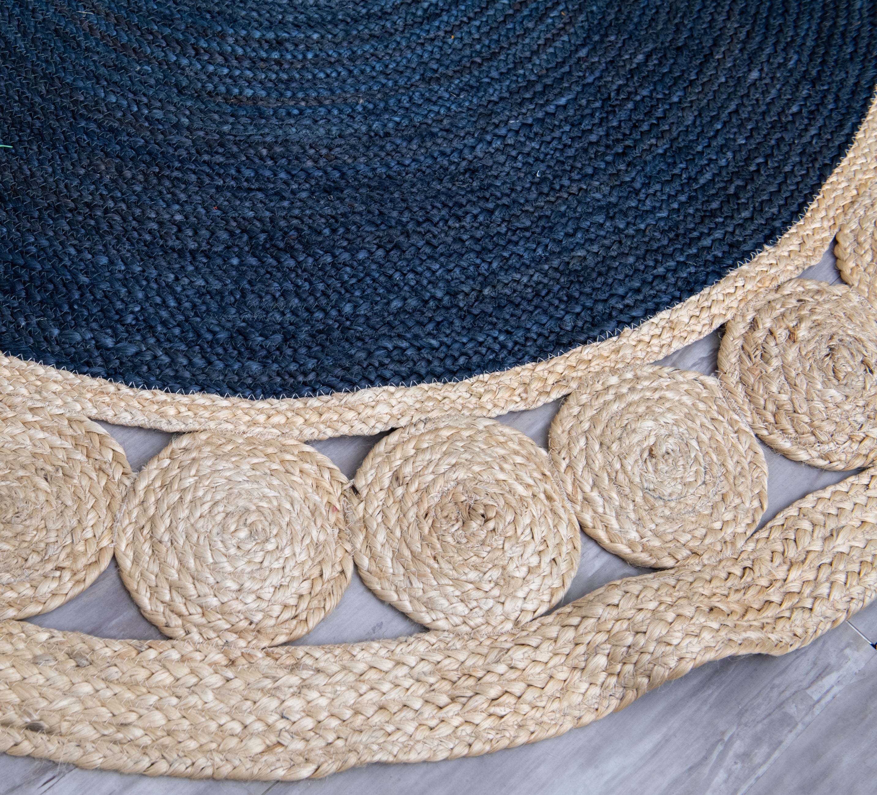 Handmade Braided Area Rug with Grey Center - Jute -Round
