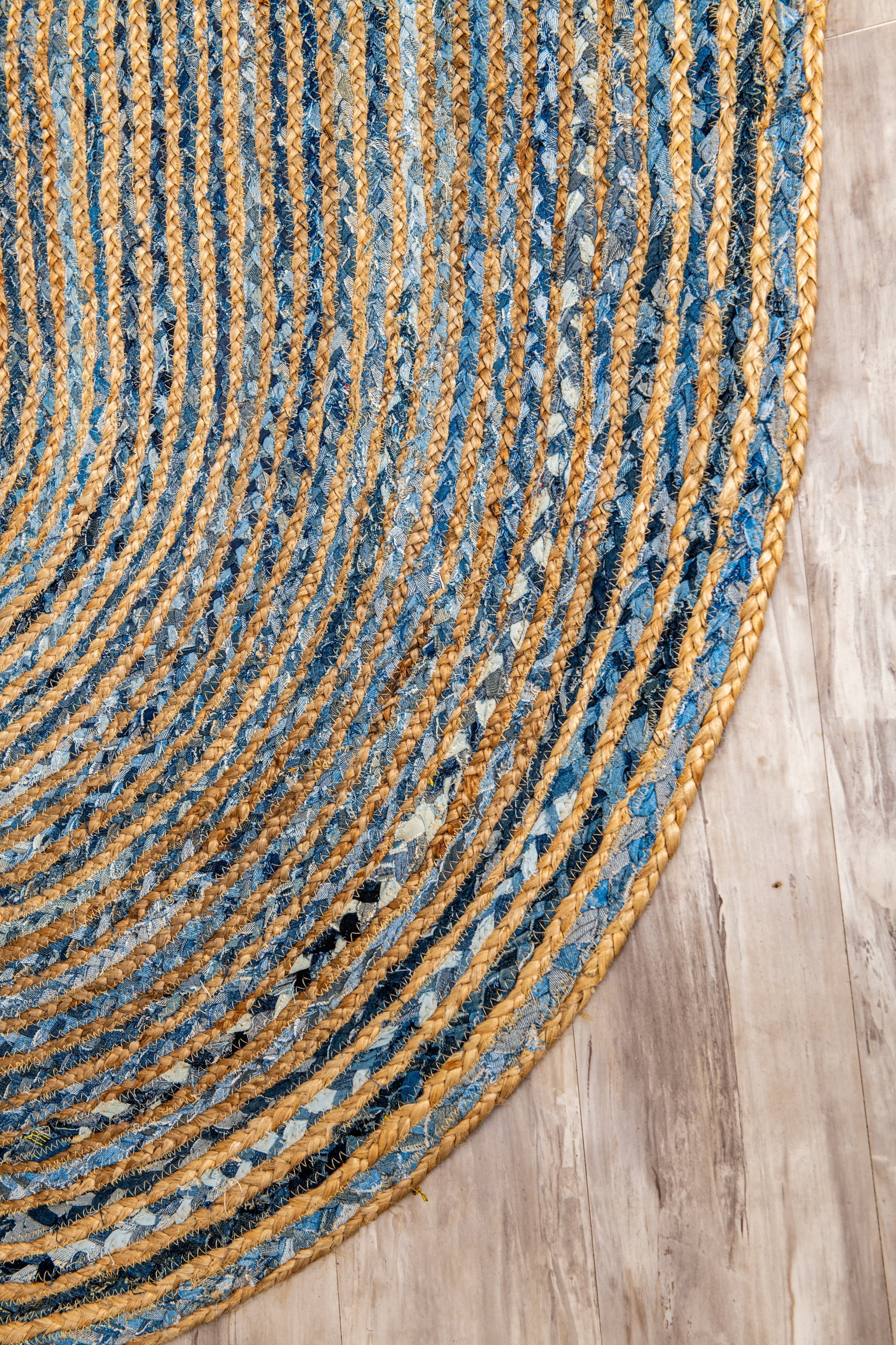 Handcrafted Pattern Rug - Natural Jute & Denim  - Oval