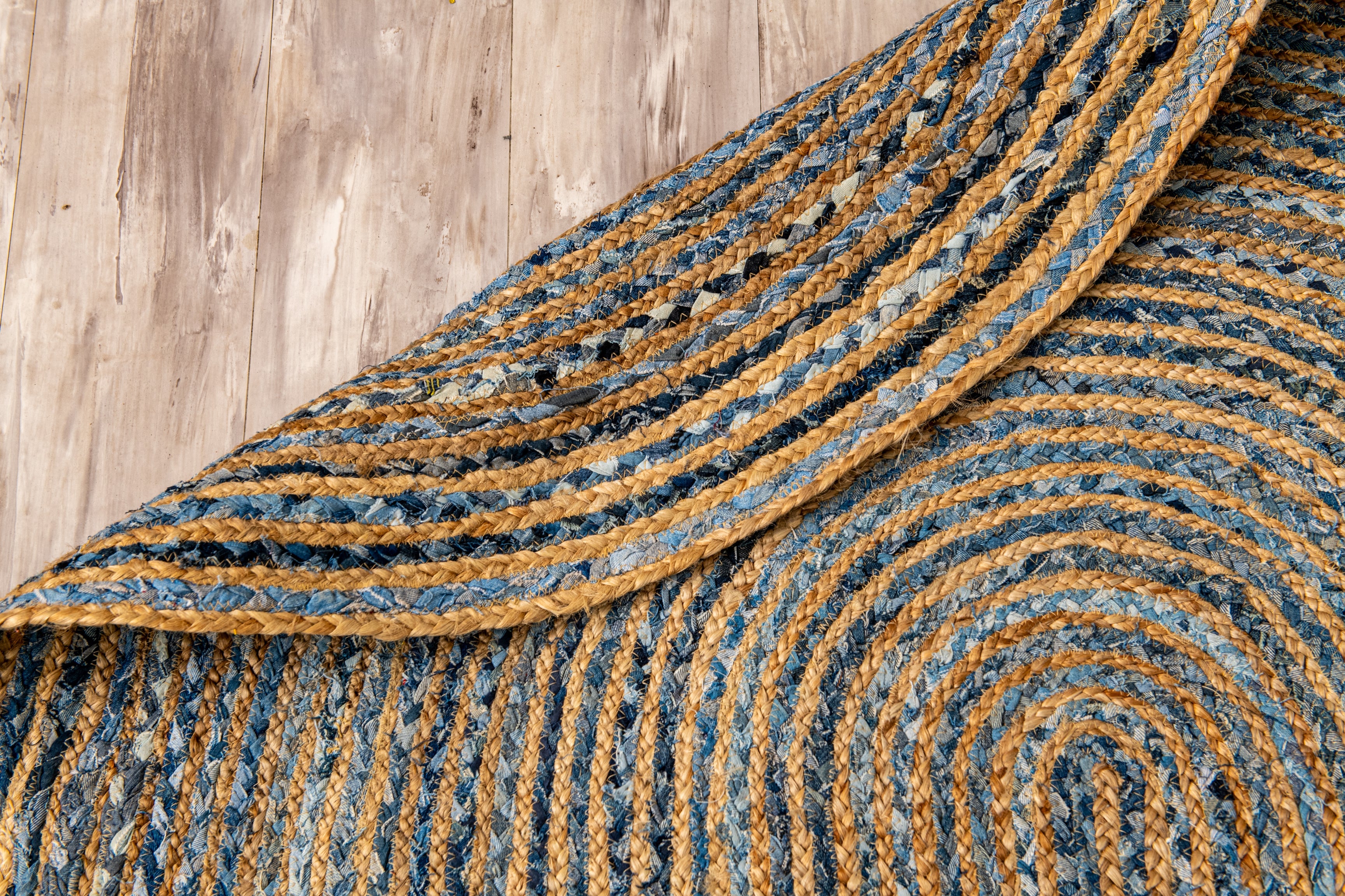 Handcrafted Pattern Rug - Natural Jute & Denim  - Oval