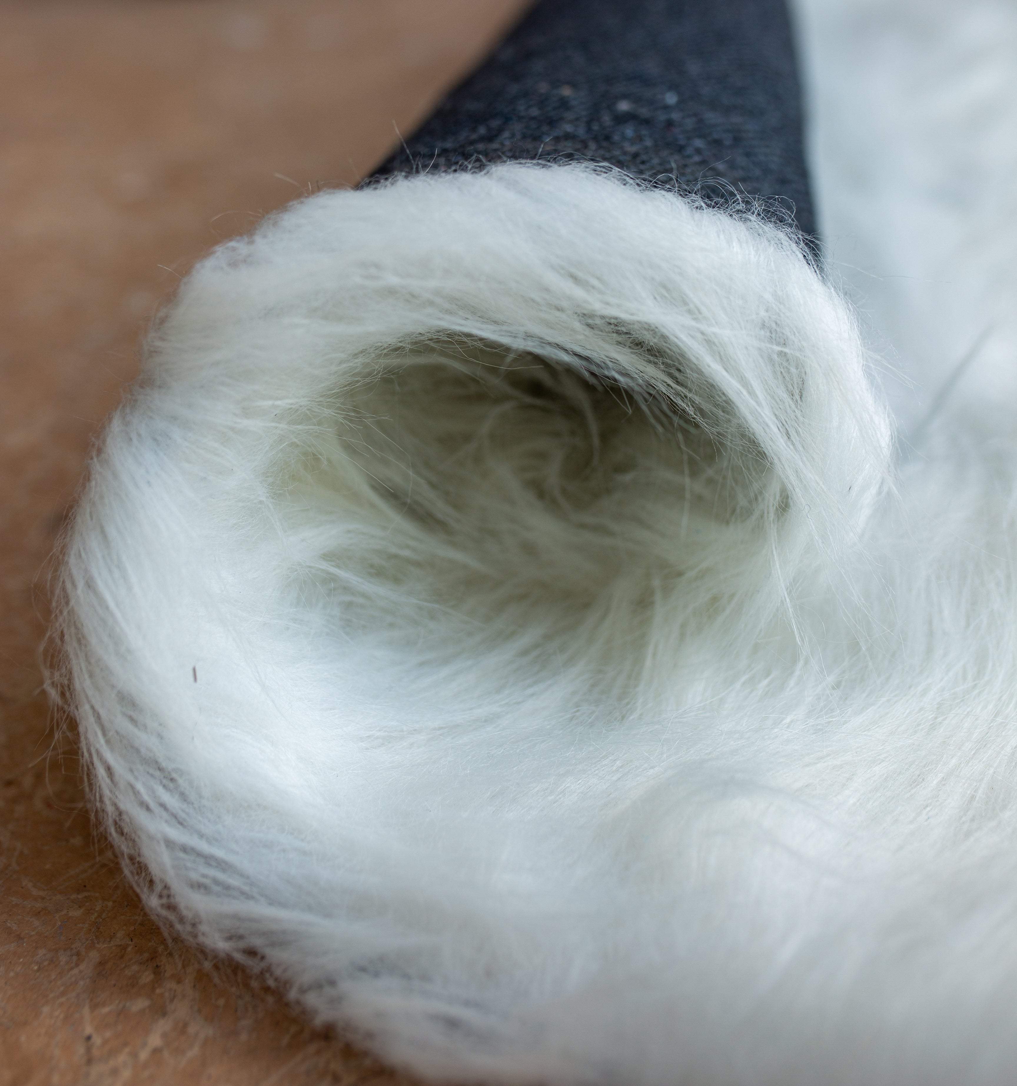 Sumptuous Fluffy Fur Carpet - Premium Long Fur - Snow White