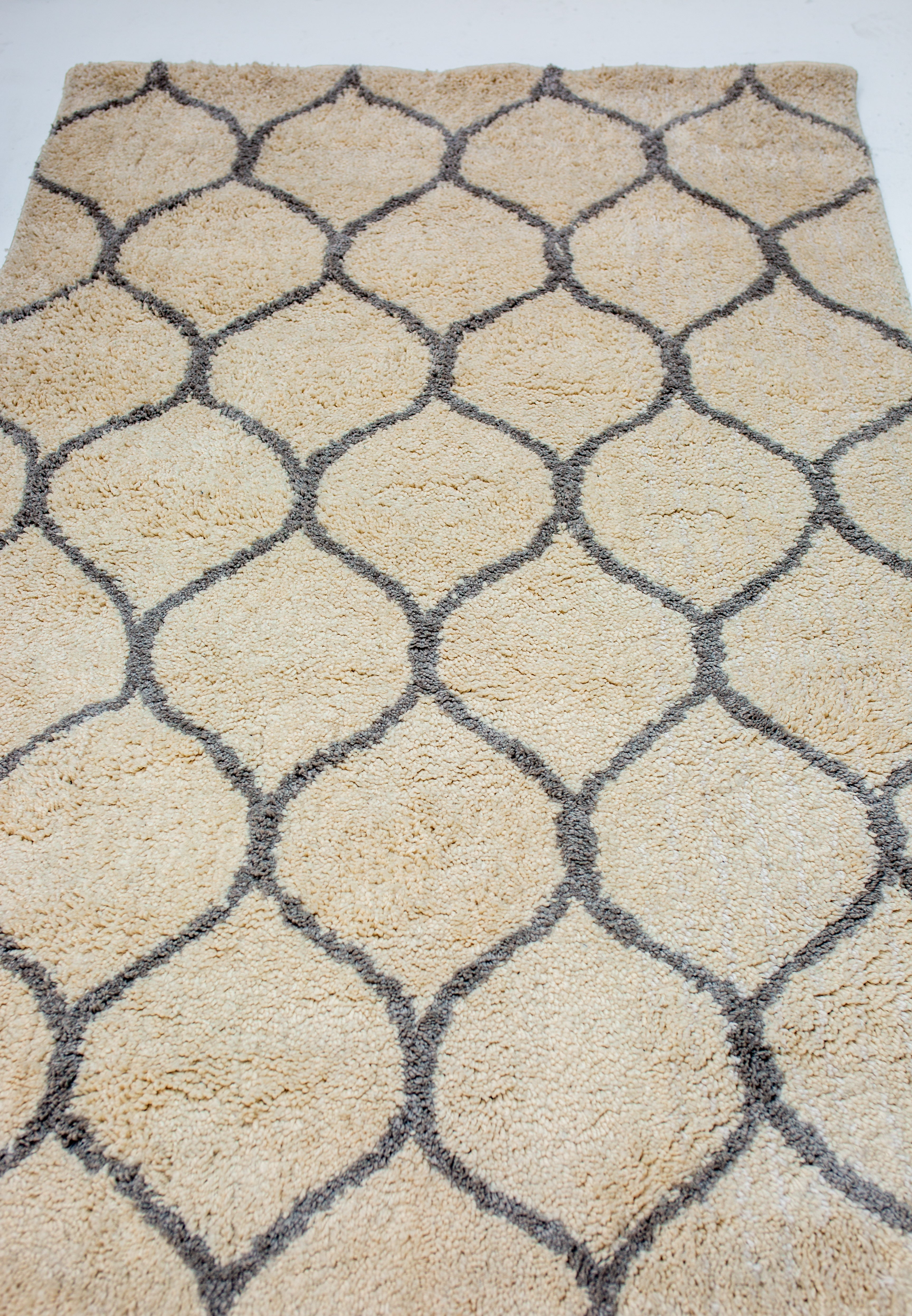 Microfiber Moroccan Trellis Rug - Cream and Grey- Rectangle