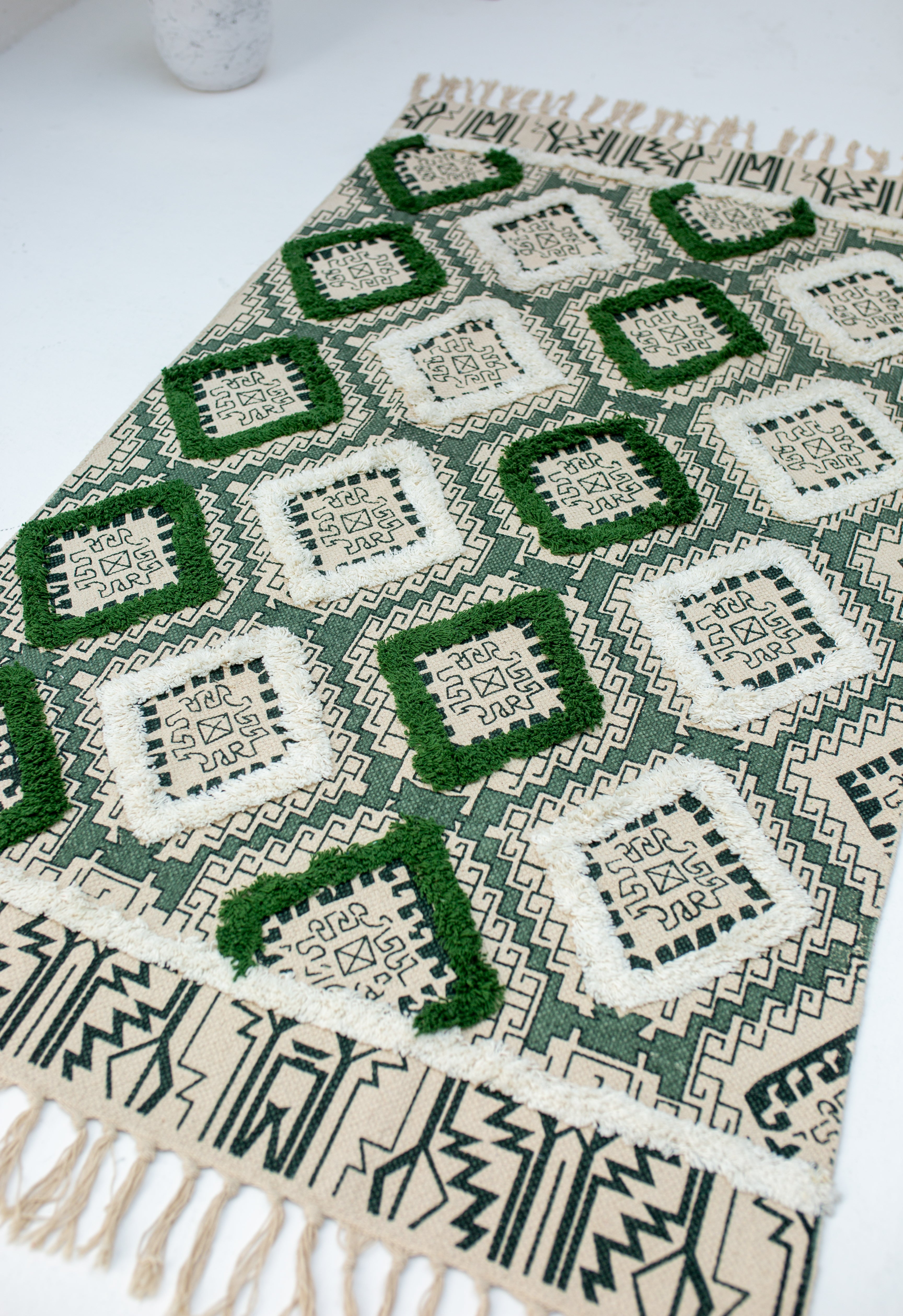 Tufted Cotton Dhurrie – Green Diamond Design