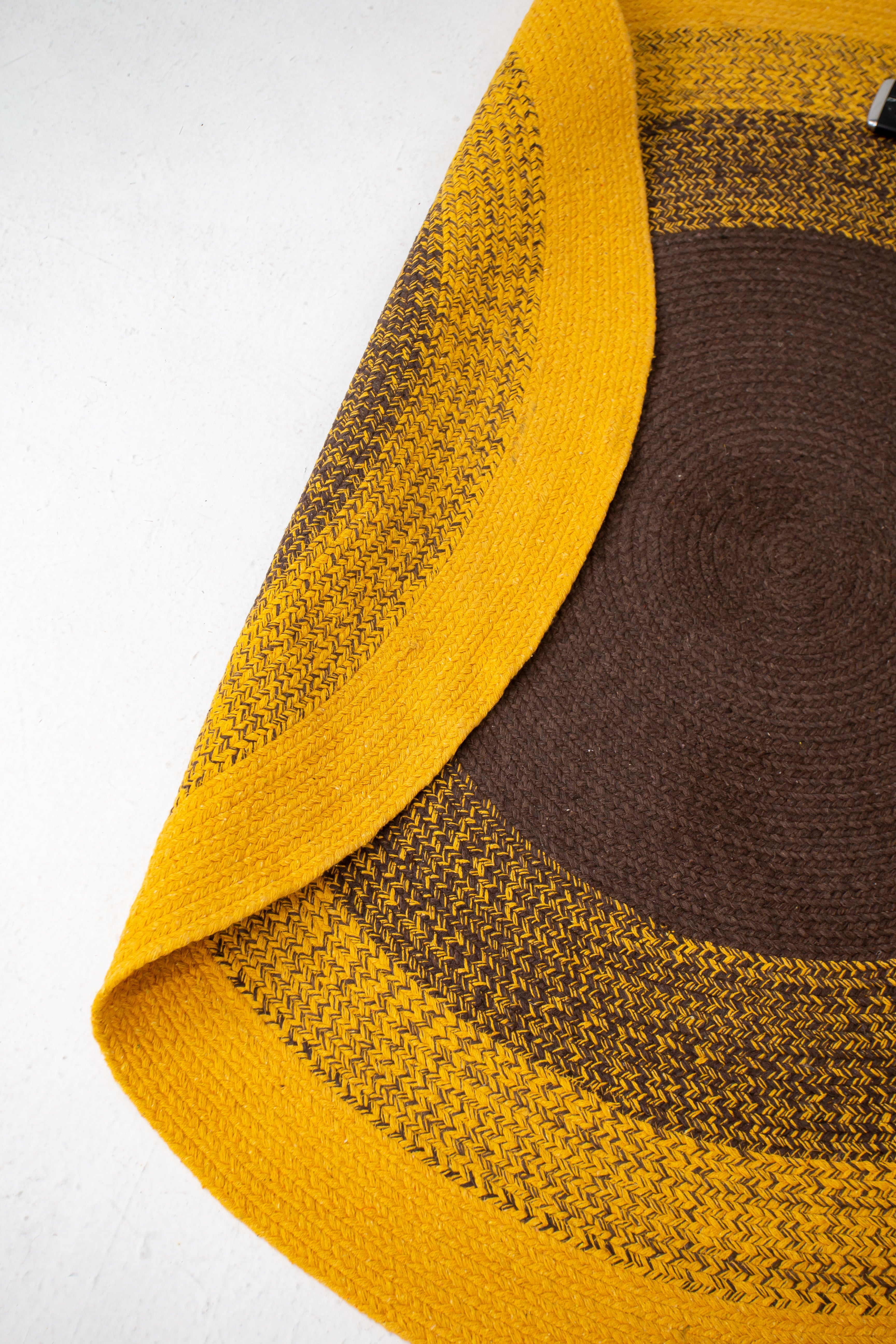 Handmade Braided Sunflower Rug - Cotton -Round