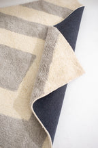 Chic Geometric Moroccan Rug - Microfiber - Rectangle