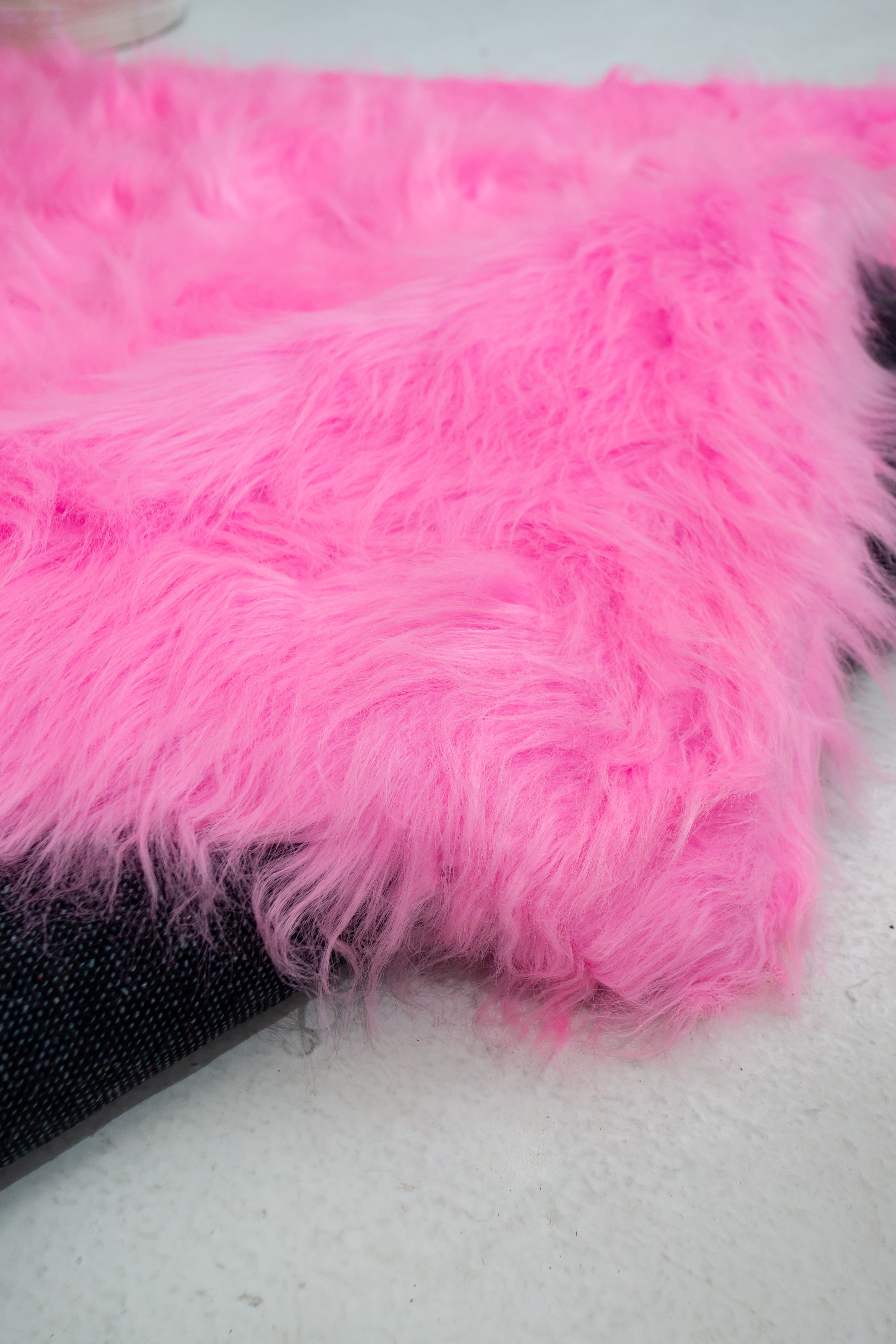 Sumptuous Fluffy Fur Carpet - Premium Long Fur - Pink